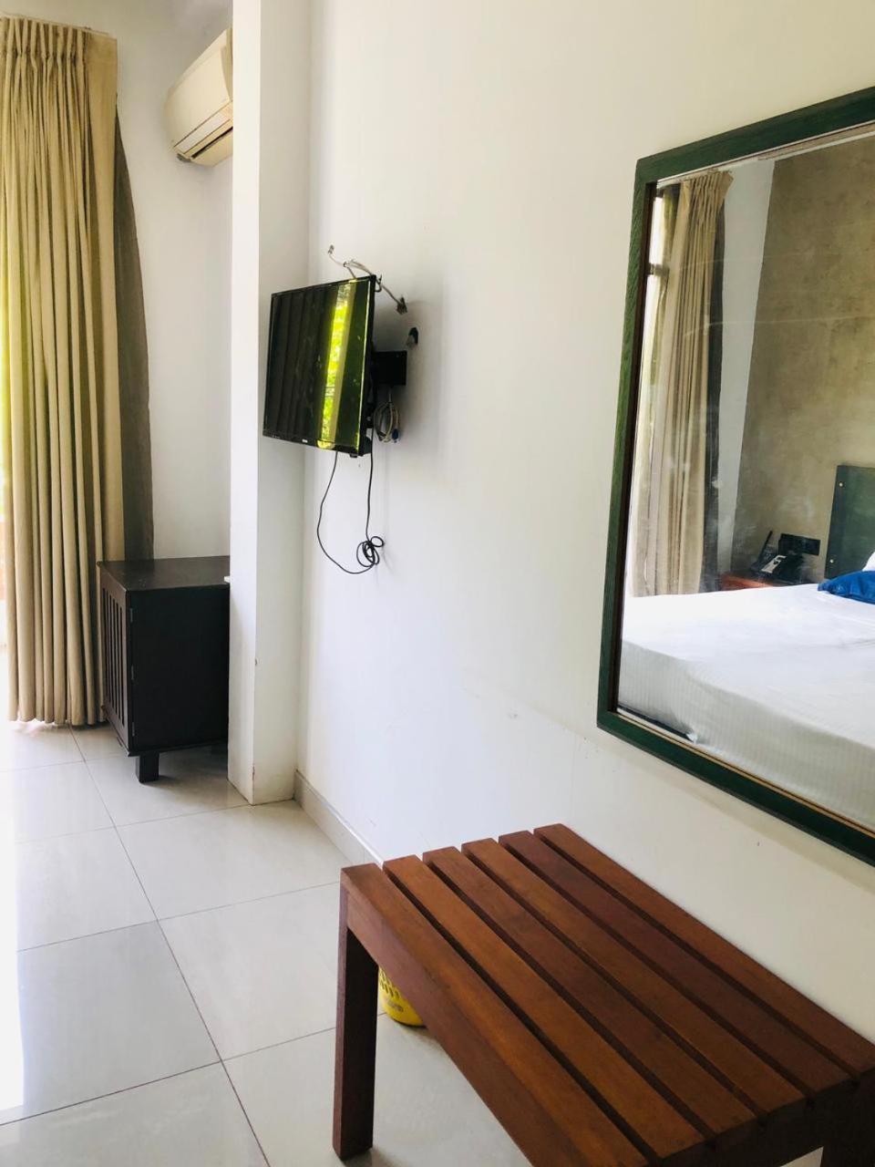 Summer Side Residence Negombo Kamer foto
